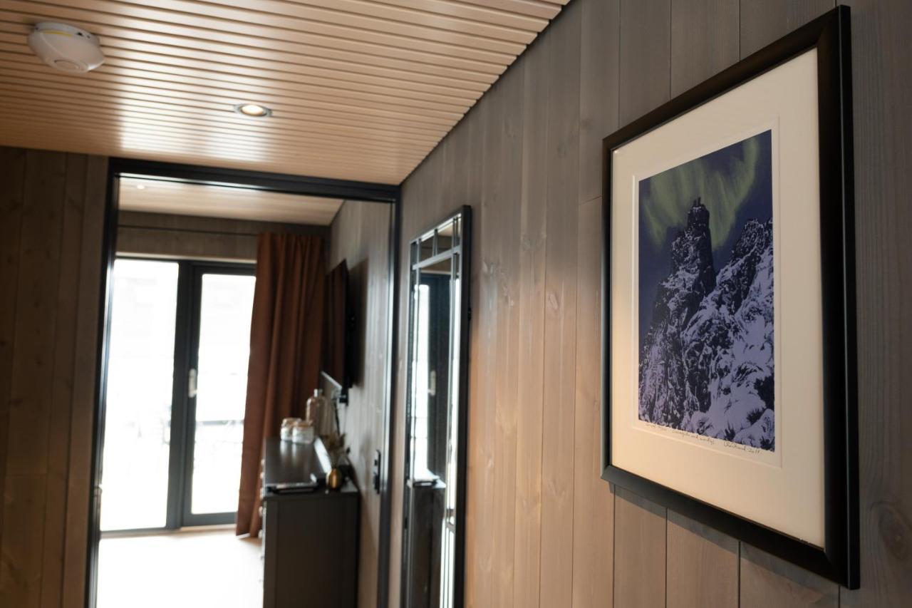 Modern Apartment In ヘニングスヴァール エクステリア 写真